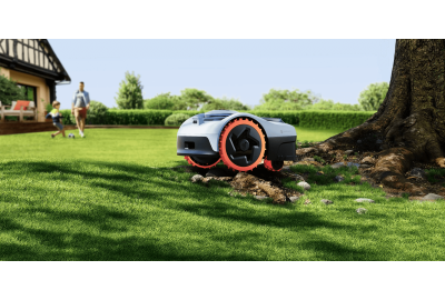 Elko Group odslej pooblaščeni distributer za Segway Navimow v regiji CEE