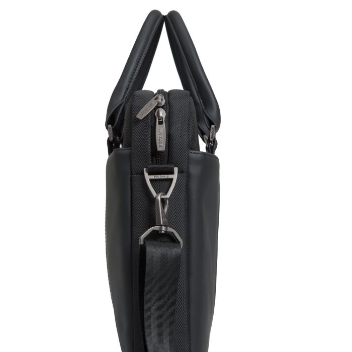 RivaCase črna torba za prenosnik 15.6 8135 black